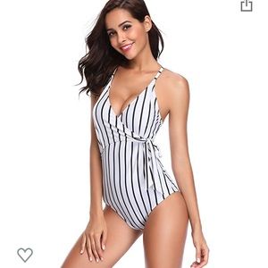 One piece swim suit